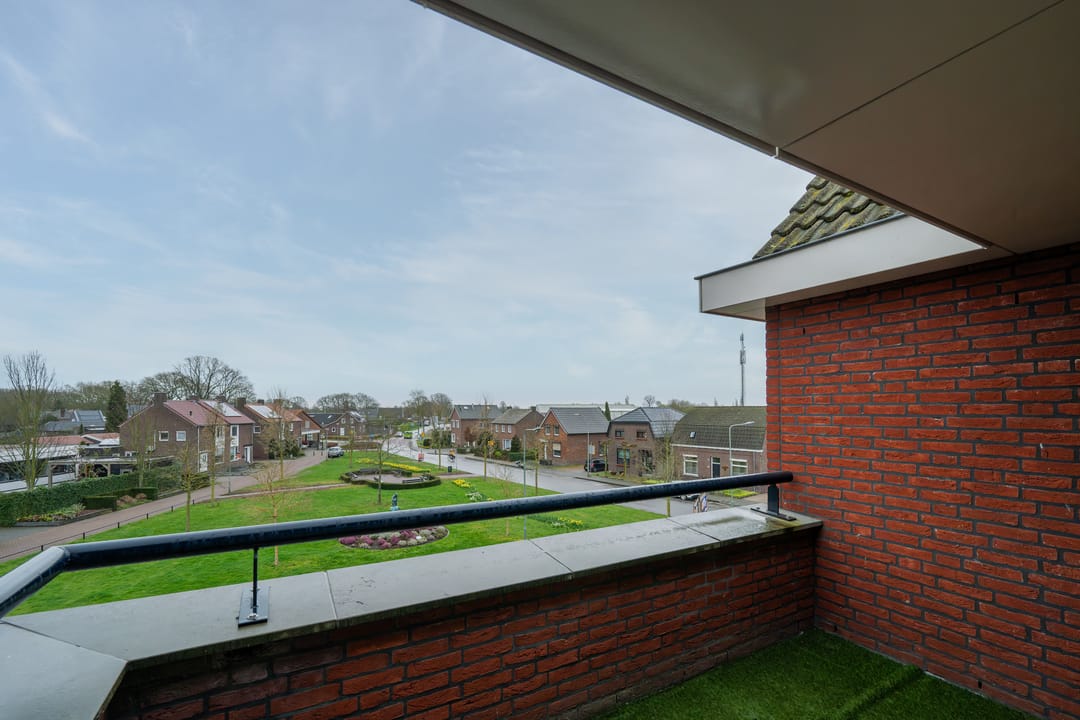 Photo 32 of Schiksedijk 11