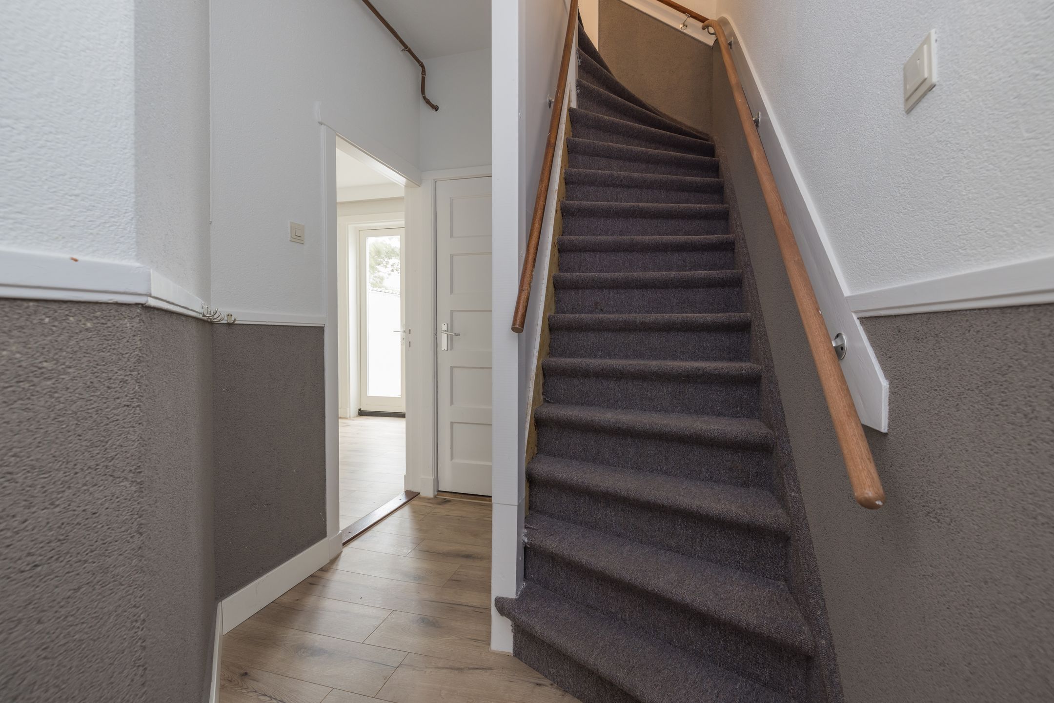 Photo 15 of de Ruyterstraat 9