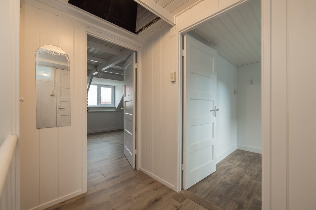 Photo 16 of de Ruyterstraat 9