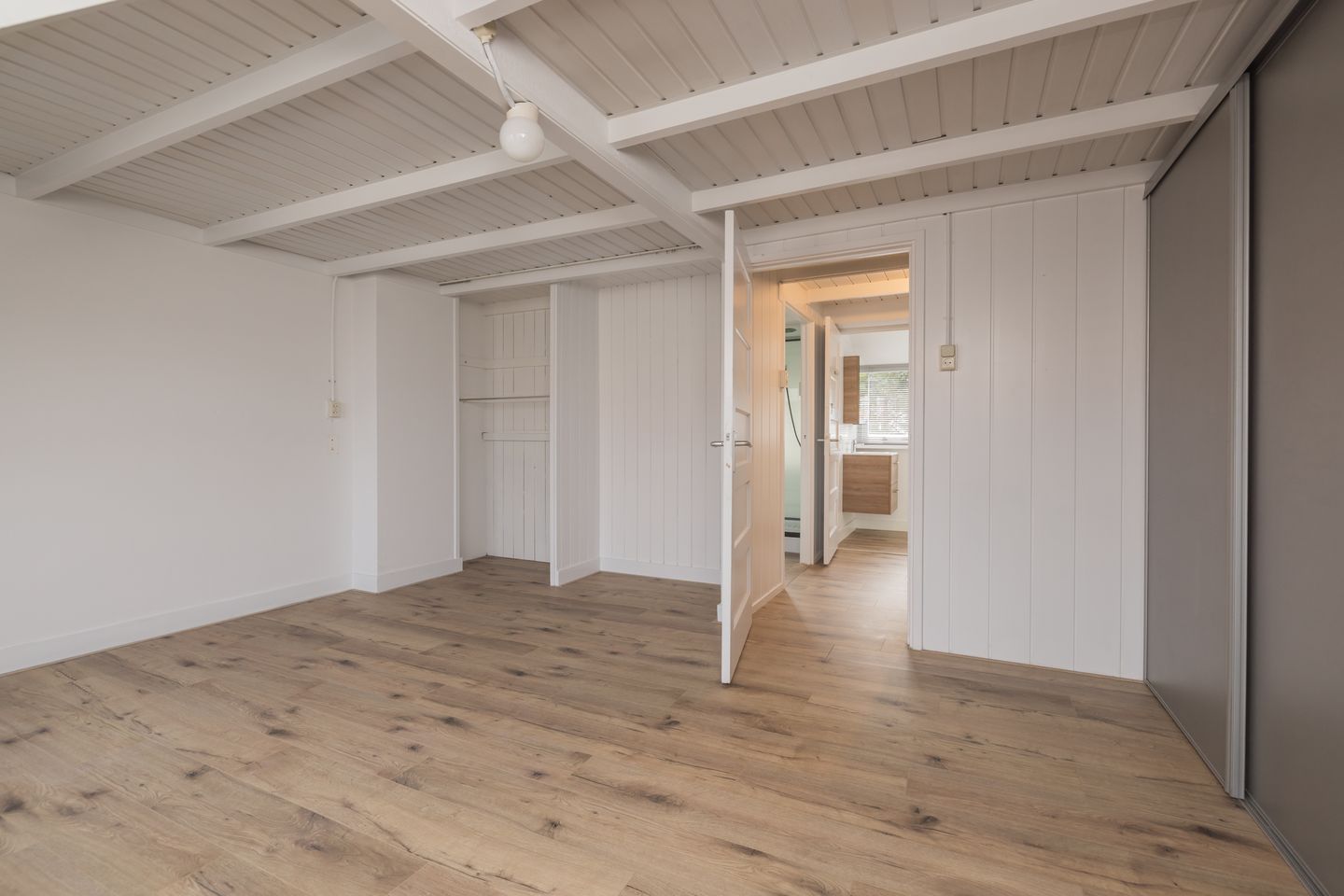 Photo 20 of de Ruyterstraat 9