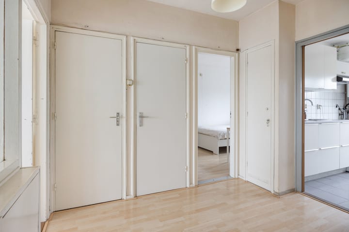 Photo 5 of Adelbert van Scharnlaan G 32