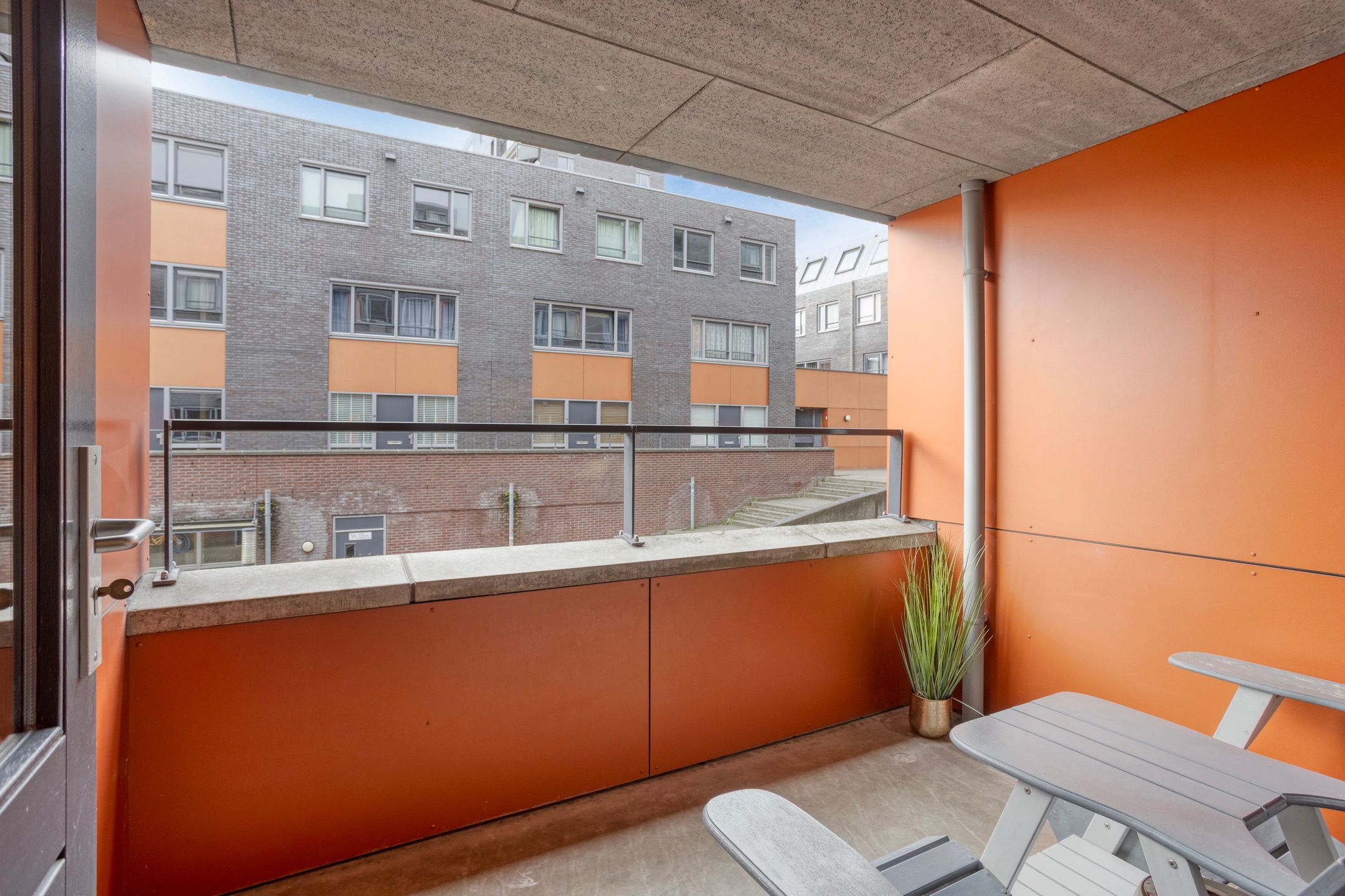 Move-in Ready 2-Room Apartment with Private Parking in Nijmegen Center — 12