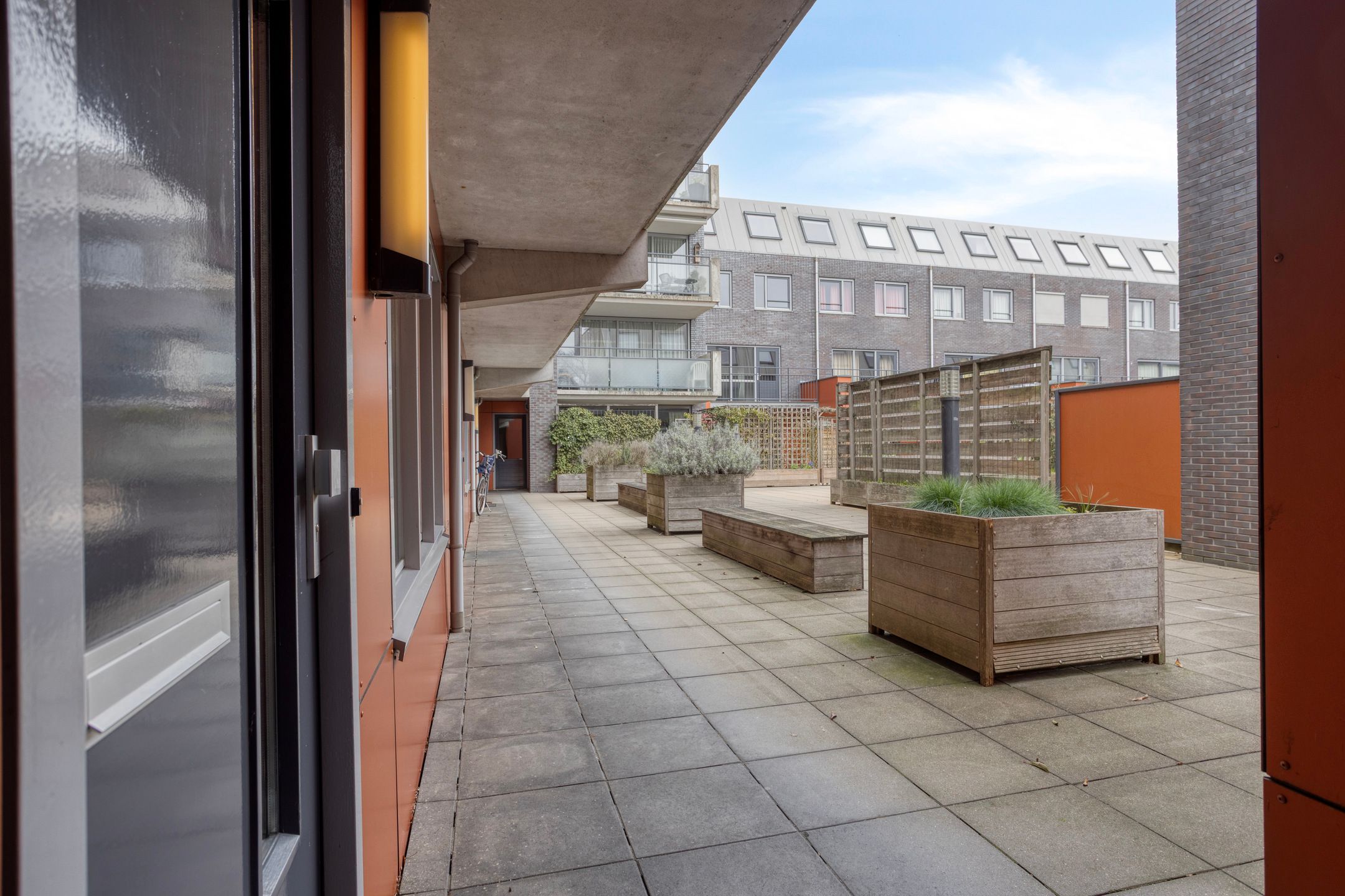Move-in Ready 2-Room Apartment with Private Parking in Nijmegen Center — 21
