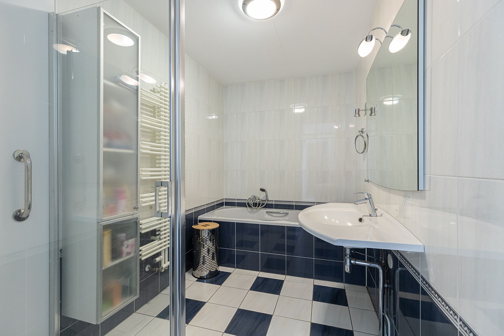 Spacious River View Apartment on the Seventh Floor in Papendrecht — 20