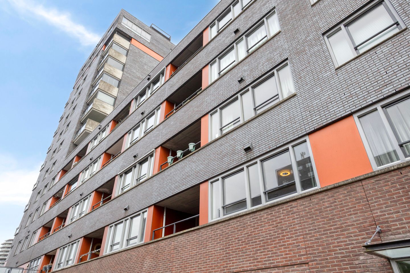 Move-in Ready 2-Room Apartment with Private Parking in Nijmegen Center — 29