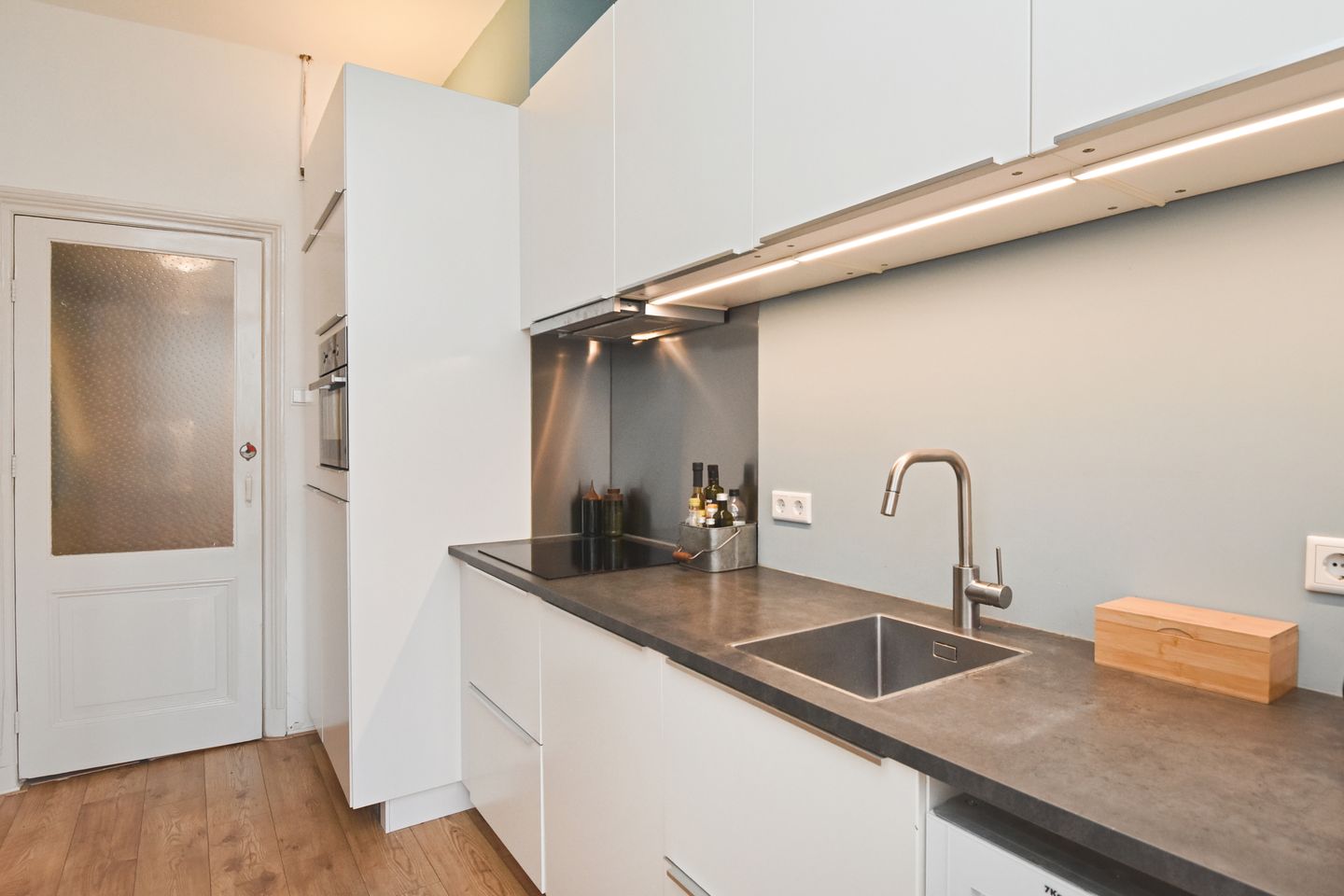 Charming 3-room apartment with terrace in Regentessekwartier — 16