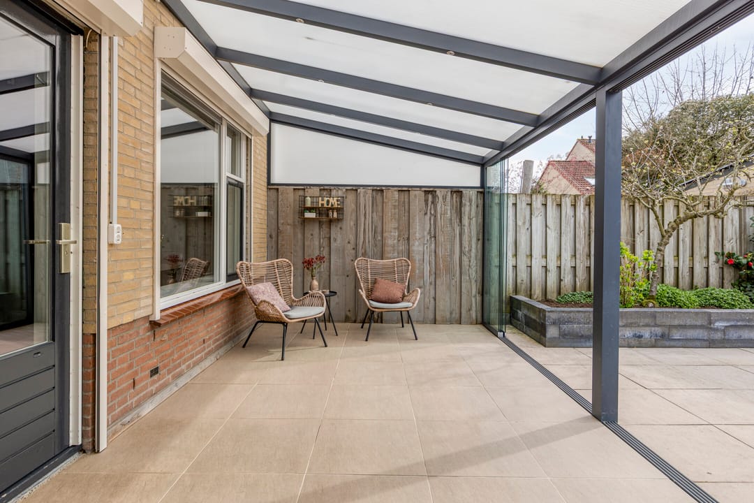 Well-Maintained Terraced Home with Four Bedrooms in Desirable Heivelden Neighborhood — 12