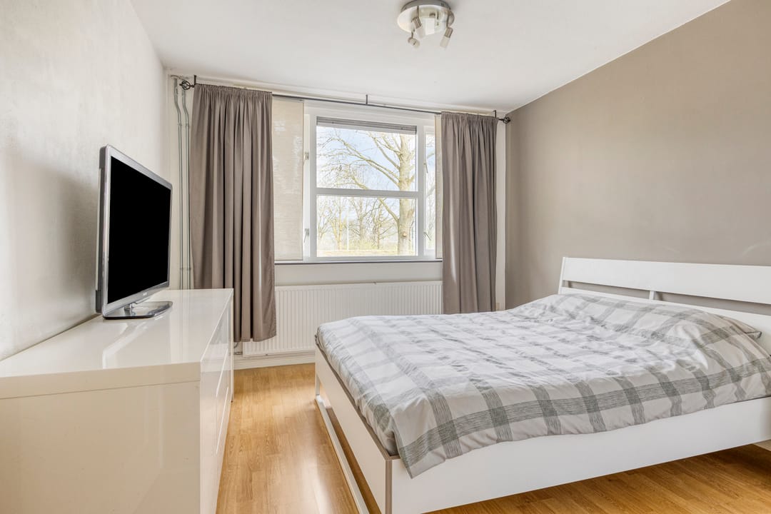 Well-Maintained Terraced Home with Four Bedrooms in Desirable Heivelden Neighborhood — 16