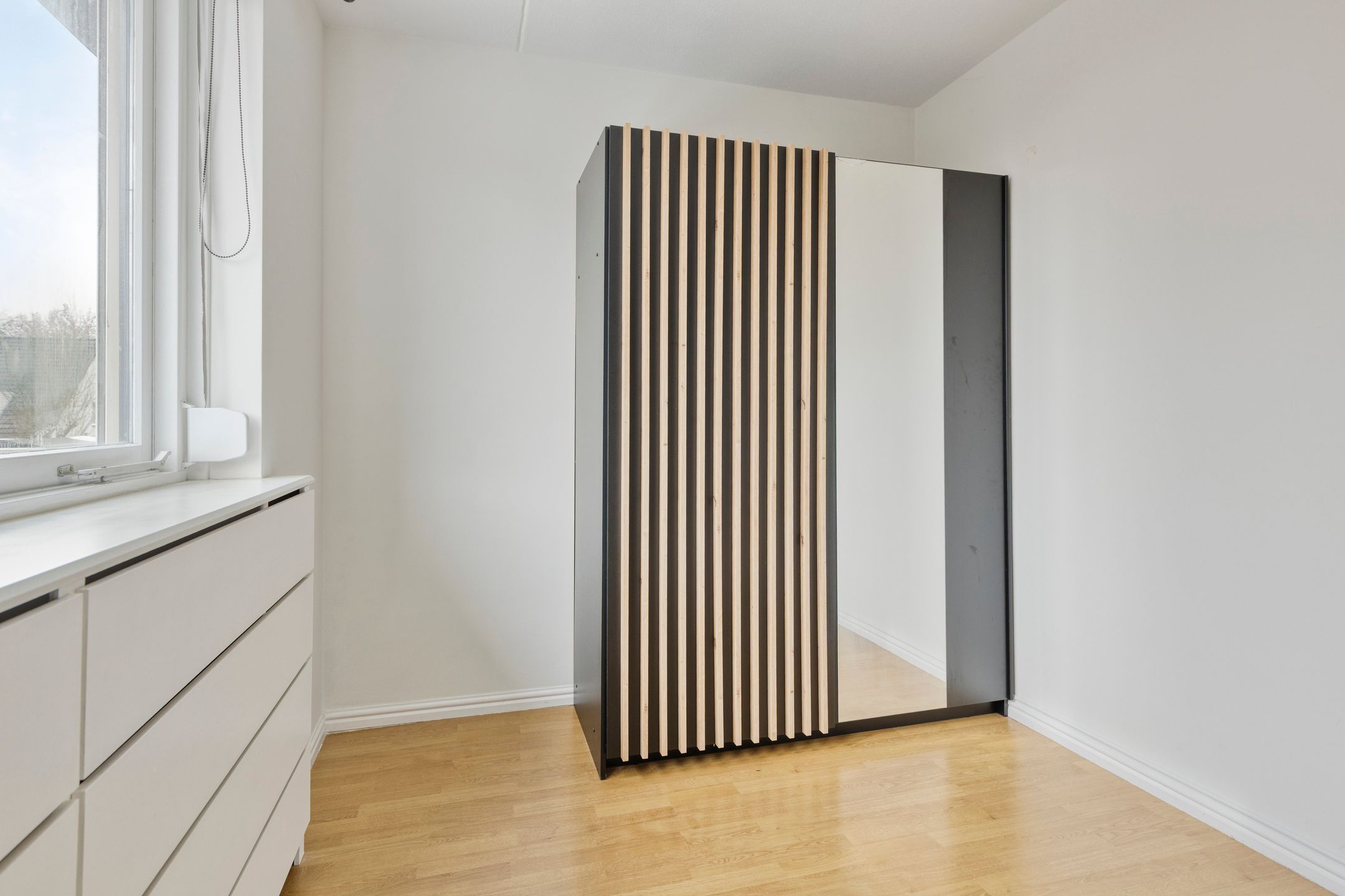 Well-Maintained Terraced Home with Four Bedrooms in Desirable Heivelden Neighborhood — 20