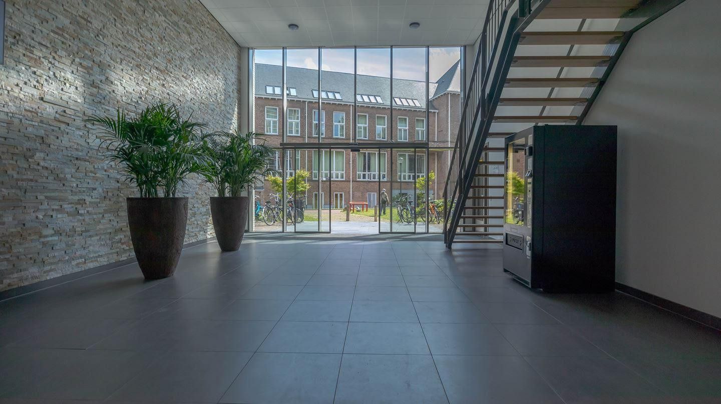 Investment Apartment with 5 Student Rooms in Modern Leiden Complex — 16