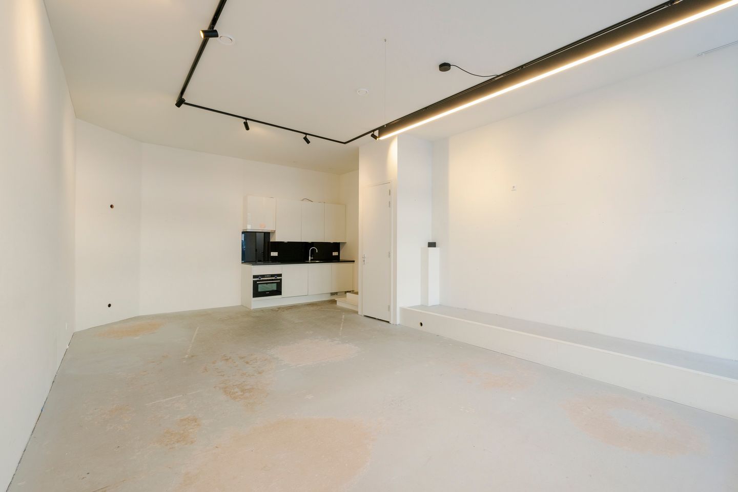 Bekijk foto 4 van James Wattstraat 77-A4