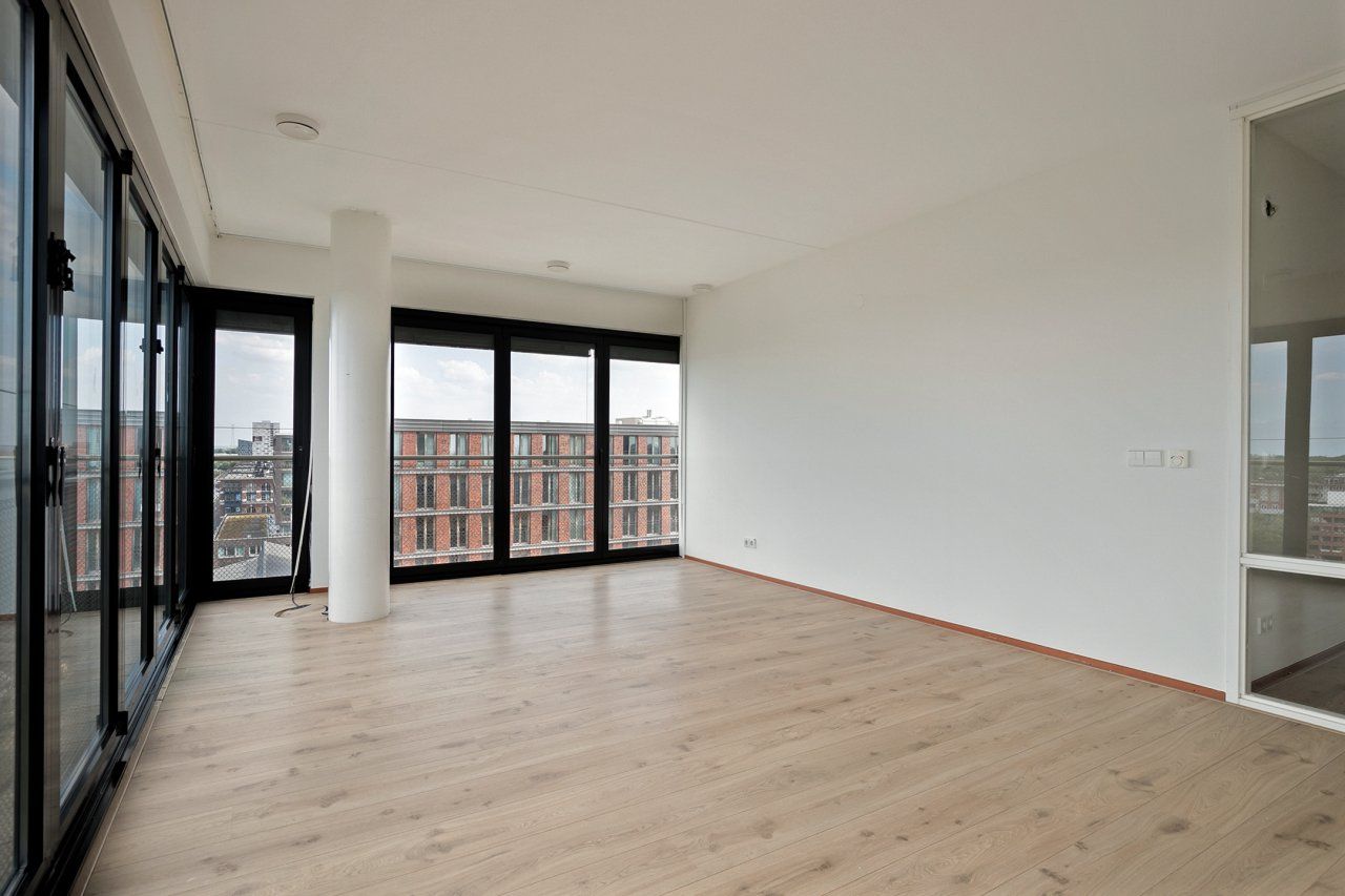 Foto 3 van Purperhoedenveem 110