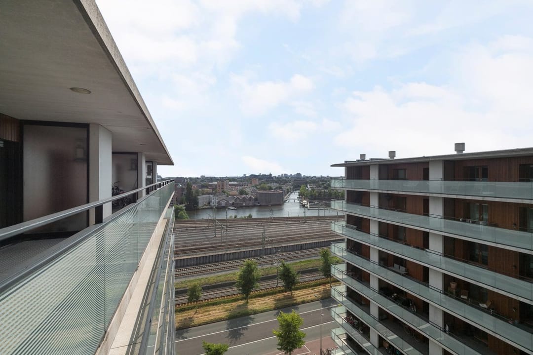 Foto 16 van Purperhoedenveem 110