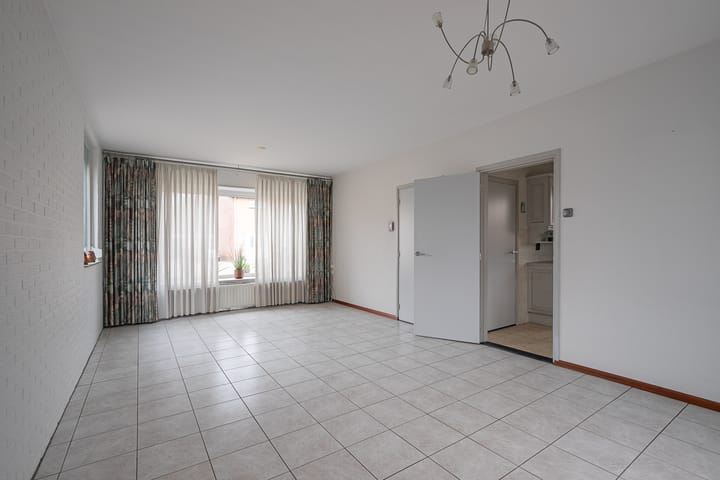 Foto 4 van Oliesteenstraat 10