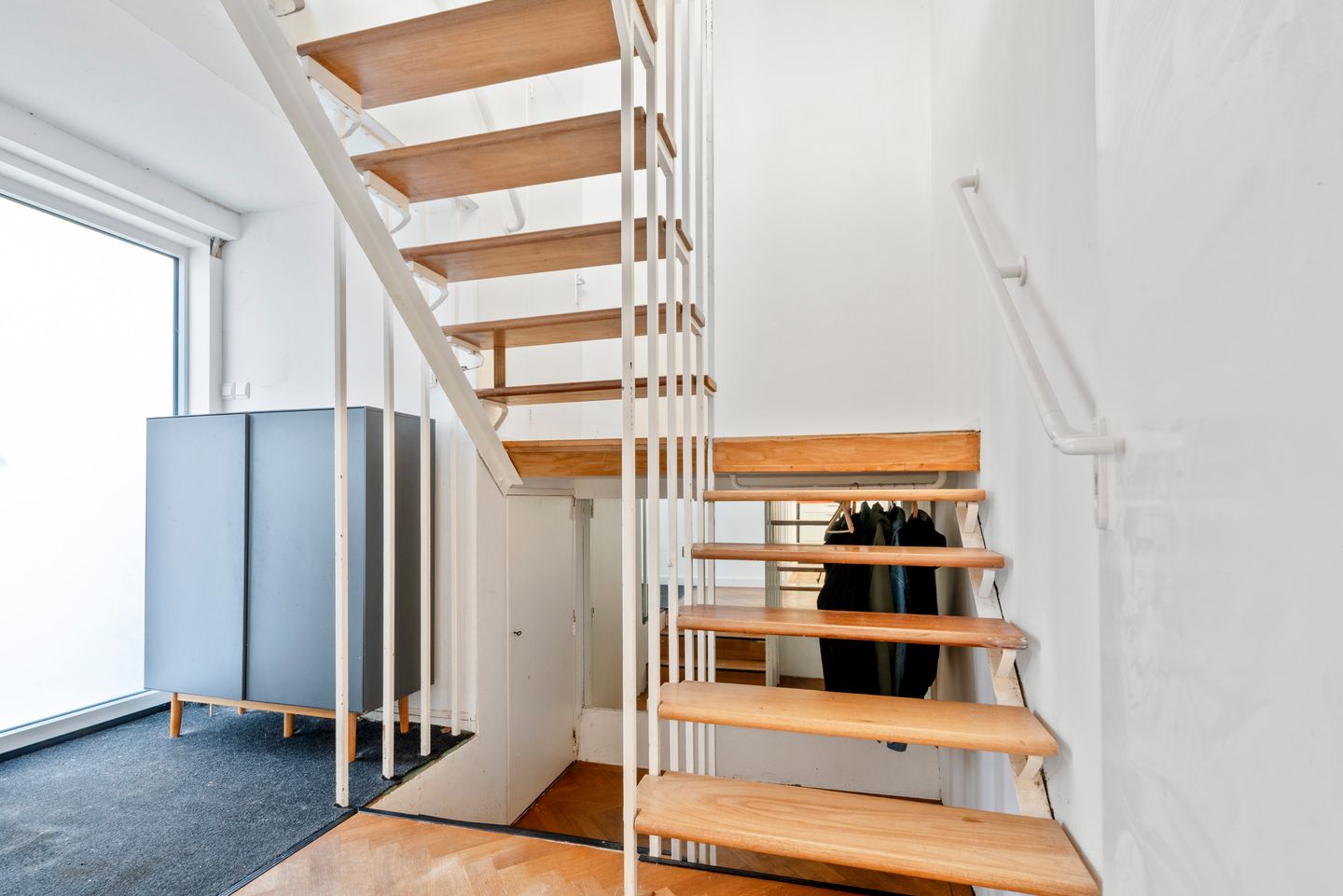 Photo 20 of Van Hogendorpstraat 39