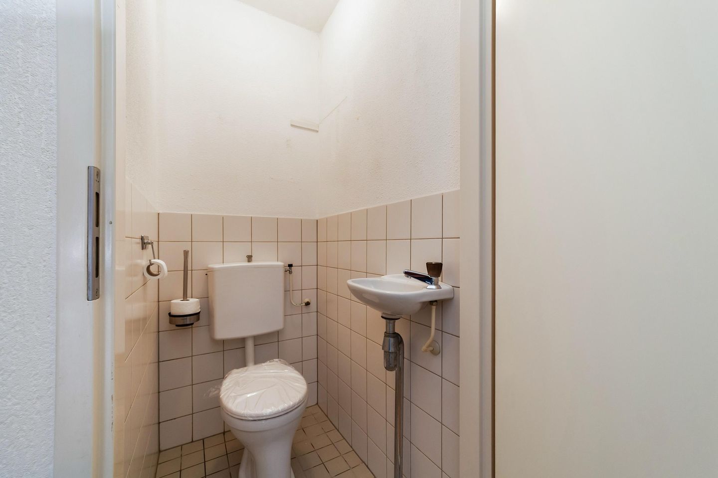 Photo 10 of Florijnstraat 4