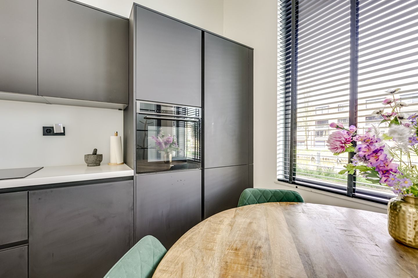 Photo 14 of Sluiseiland-Zuid 80