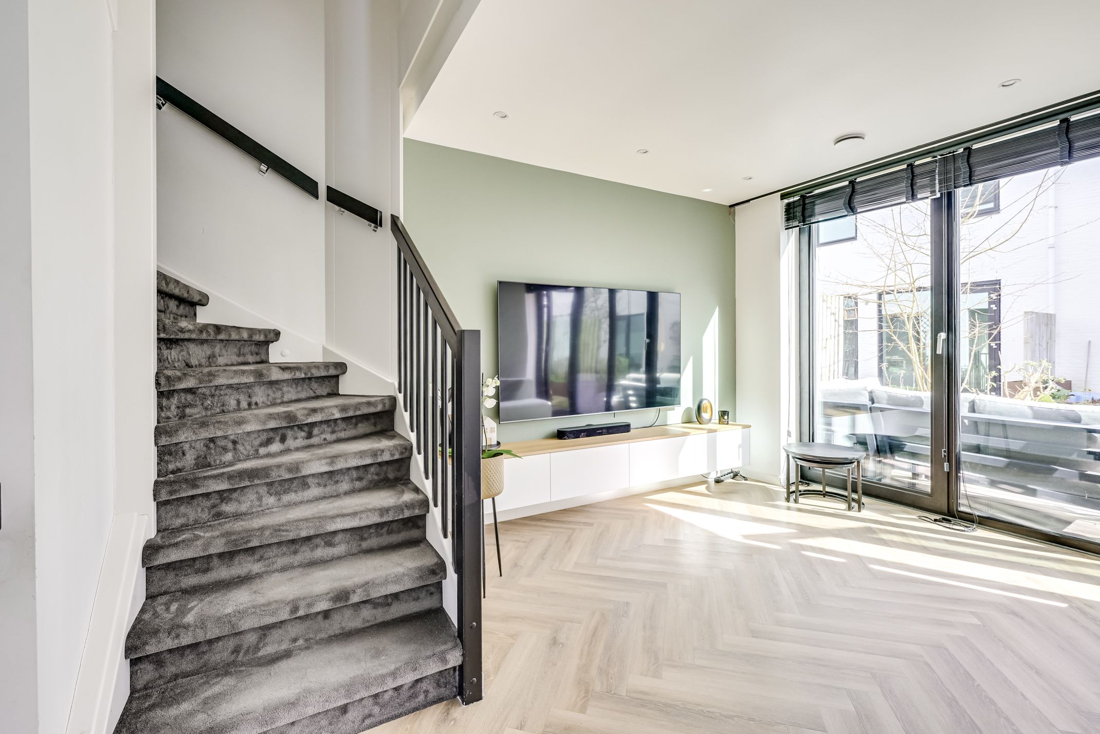 Photo 21 of Sluiseiland-Zuid 80