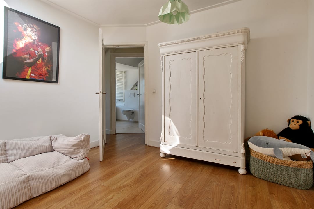 Characterful 1920s Semi-Detached Home with Sunny Garden in Bussum — 37
