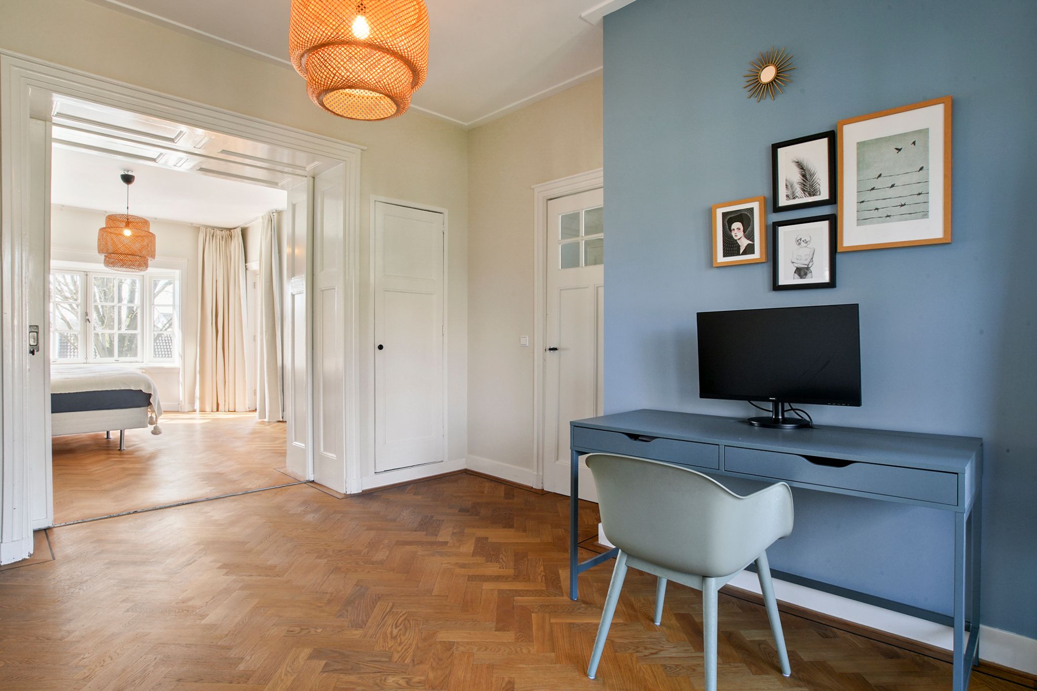Characterful 1920s Semi-Detached Home with Sunny Garden in Bussum — 21