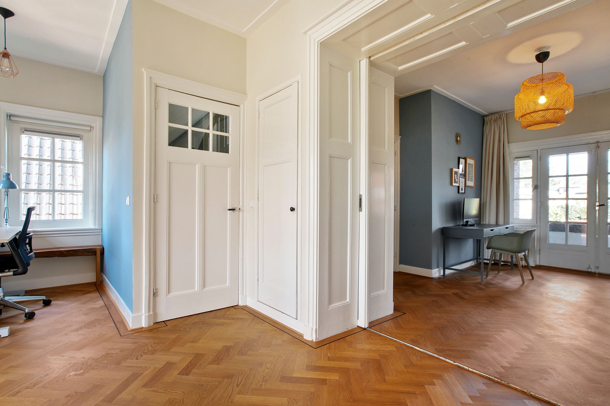 Characterful 1920s Semi-Detached Home with Sunny Garden in Bussum — 30