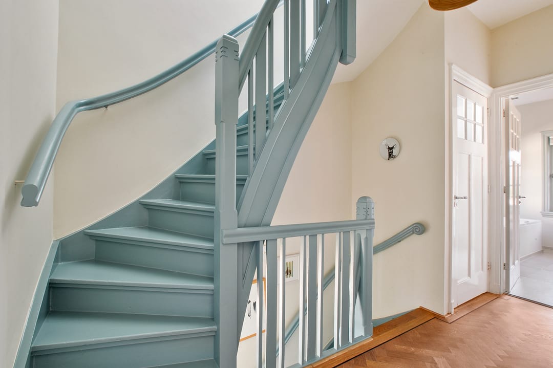 Characterful 1920s Semi-Detached Home with Sunny Garden in Bussum — 31