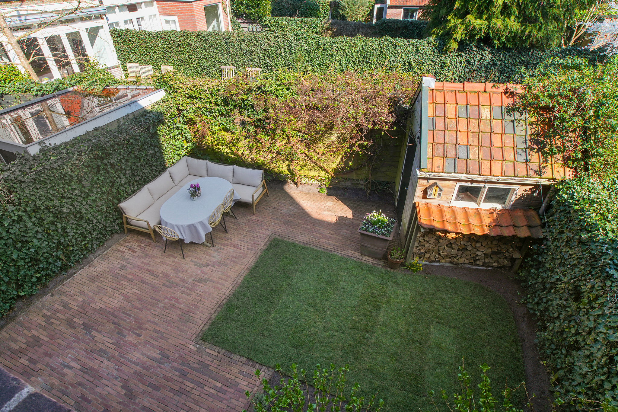 Characterful 1920s Semi-Detached Home with Sunny Garden in Bussum — 56