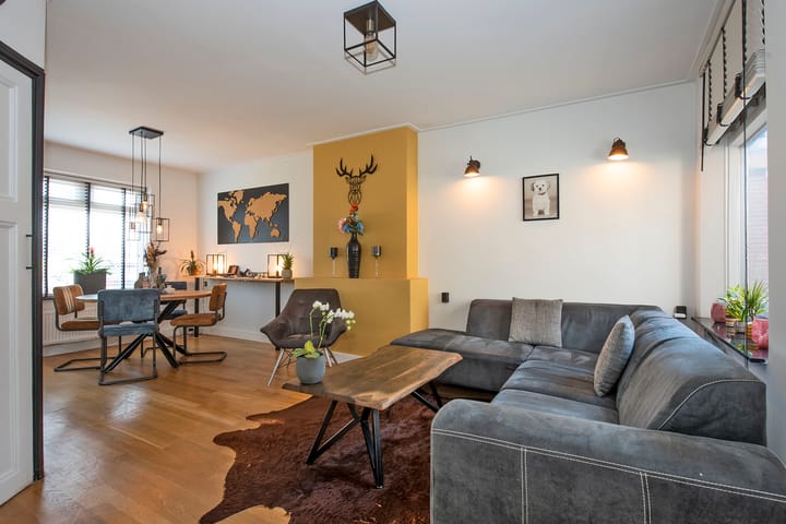 Foto 2 van Bernhardstraat 8