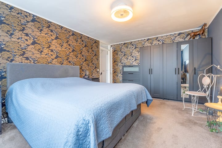 Tussenwoning te koop: Jacobus van 't Hofflaan 5, Berkel-Enschot