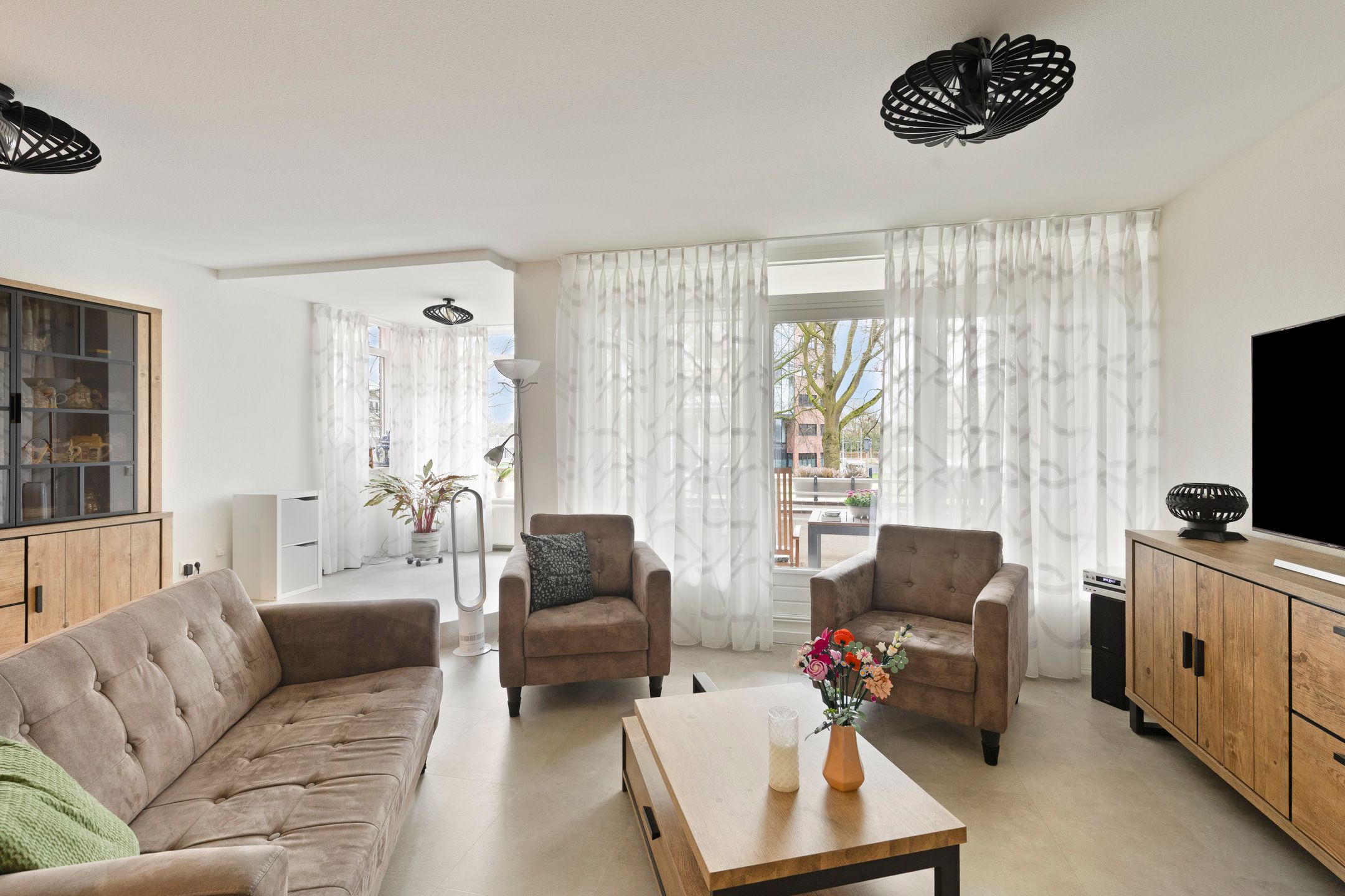 Foto 3 van Raadhuislaan 93