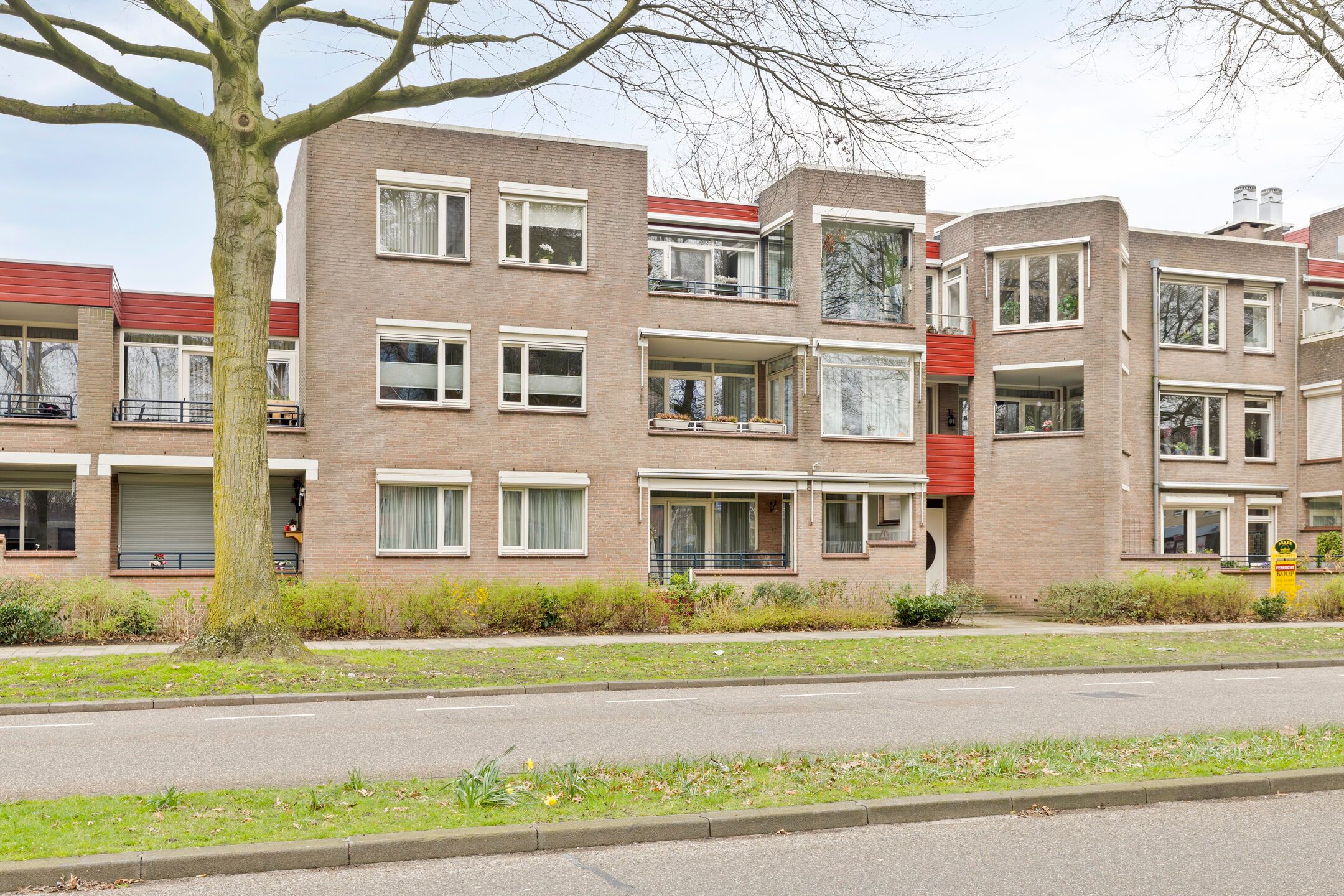 Foto 24 van Raadhuislaan 93