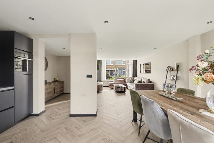 Foto 2 van Madeliefstraat 4