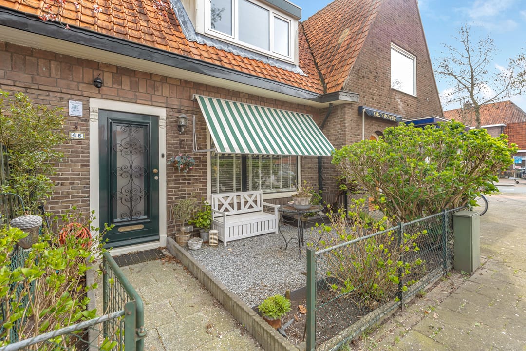 Photo 2 of Cameliastraat 45