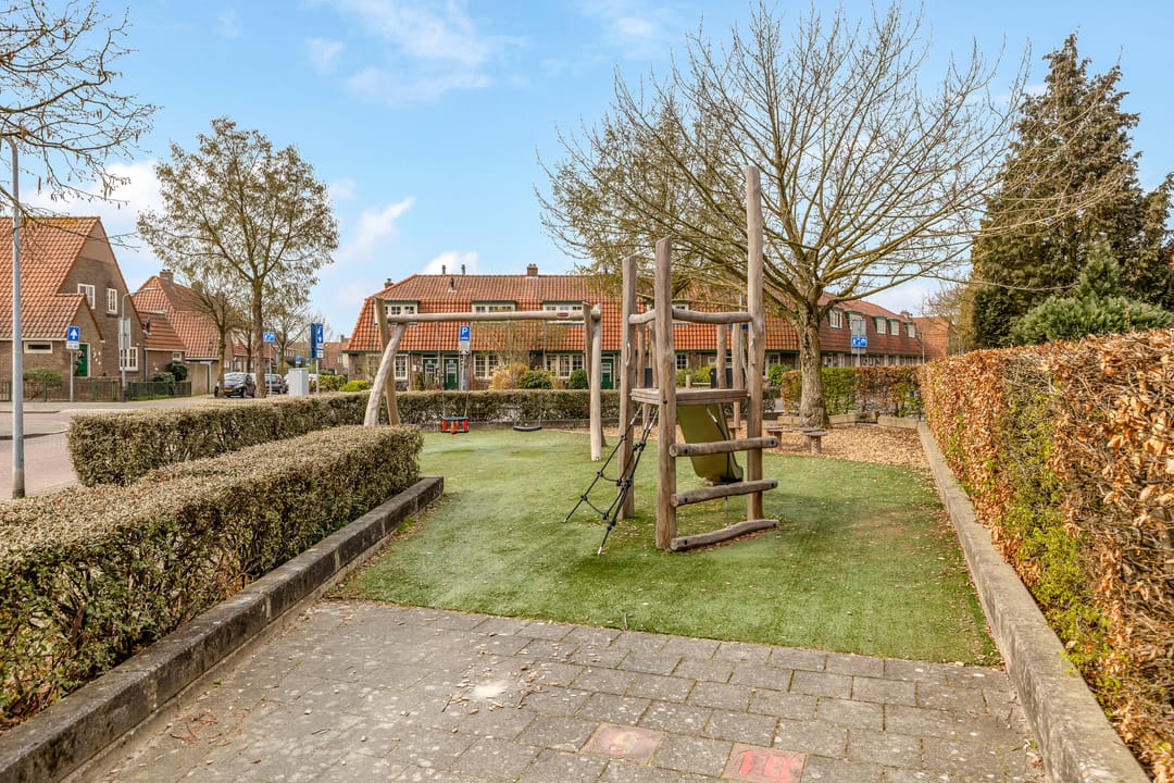 Photo 16 of Cameliastraat 45