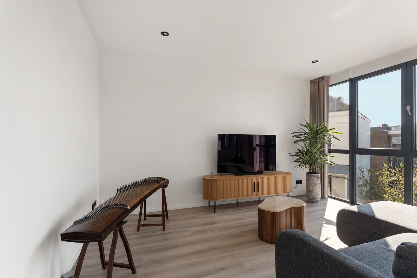 Foto 4 van Stationsplein 14-2