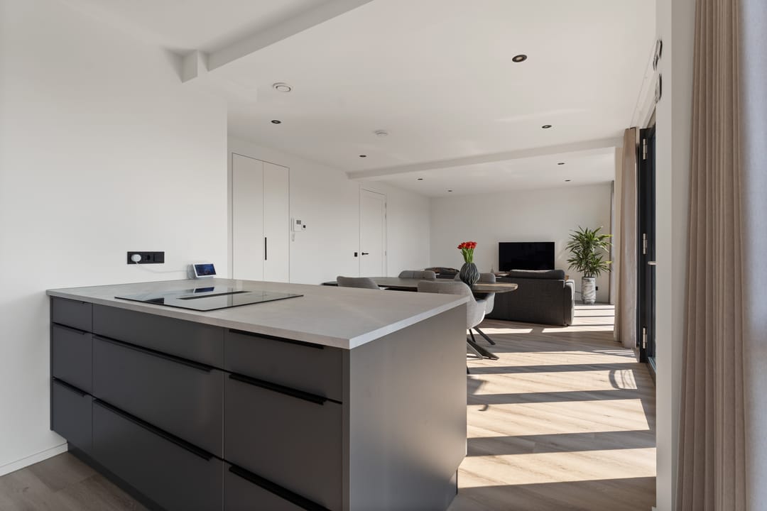 Foto 16 van Stationsplein 14-2