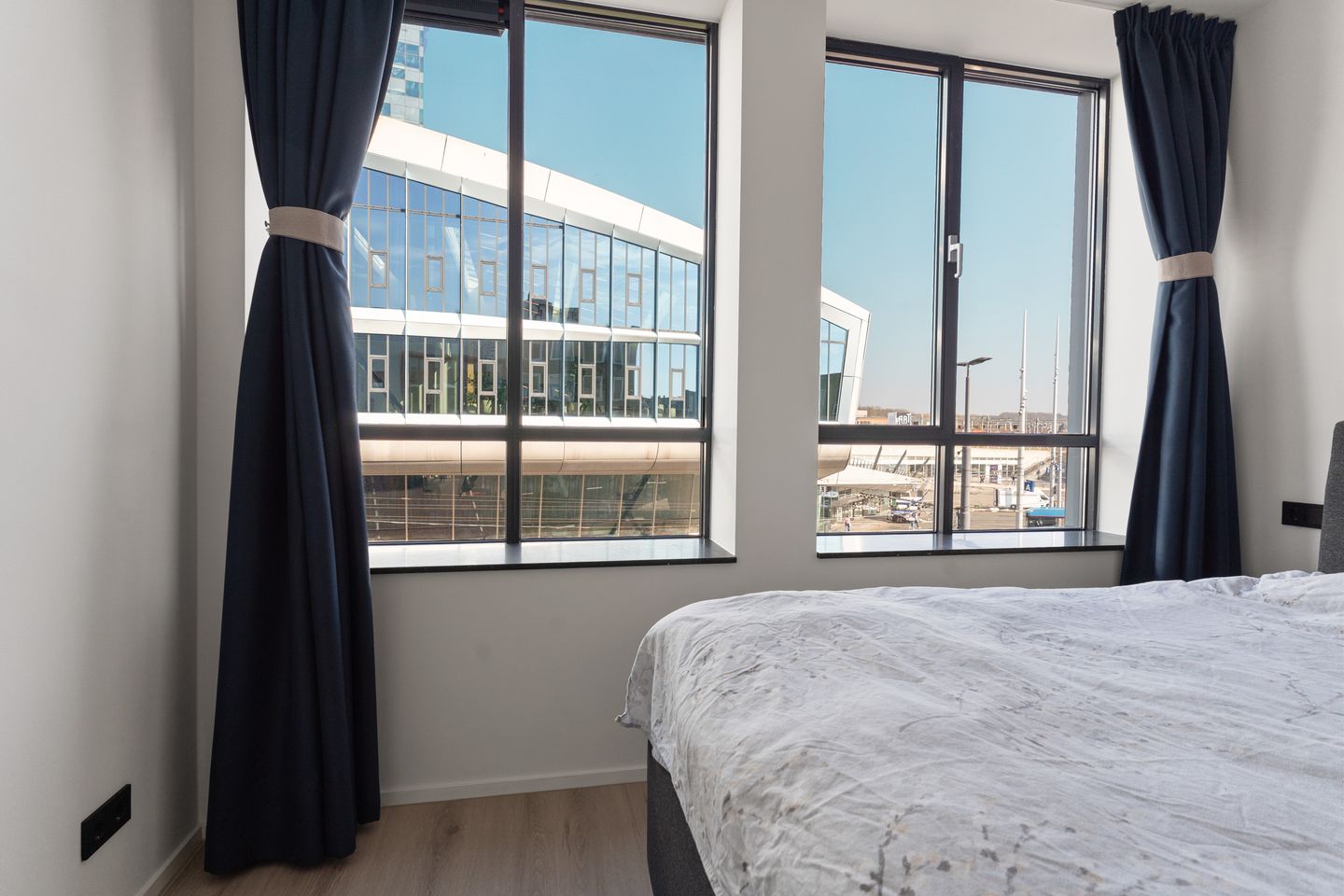 Foto 20 van Stationsplein 14-2