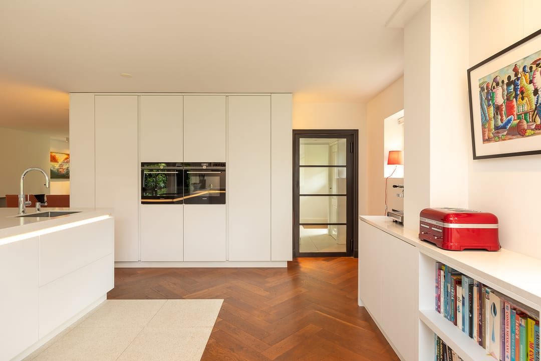 Semi-detached villa with sunny garden in the green heart of Laren — 12