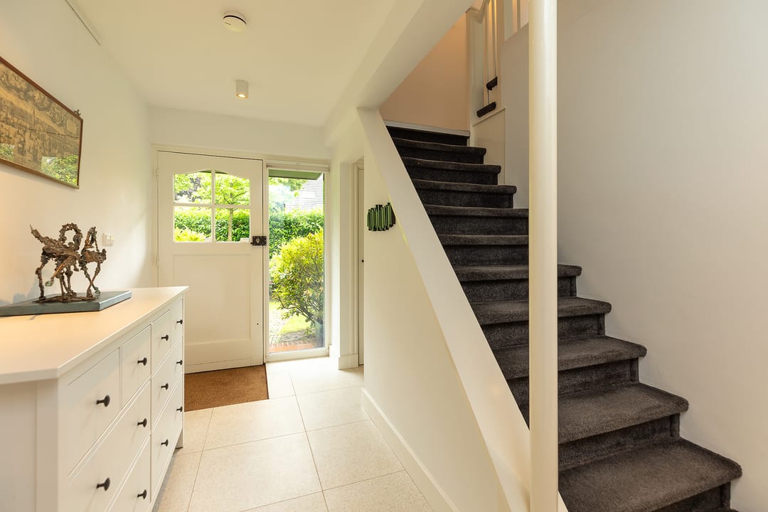 Semi-detached villa with sunny garden in the green heart of Laren — 15