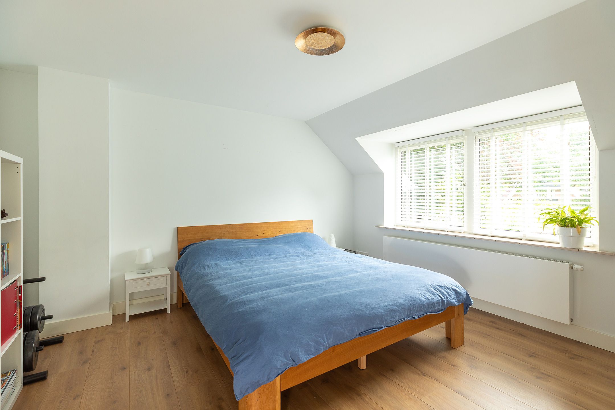 Semi-detached villa with sunny garden in the green heart of Laren — 20