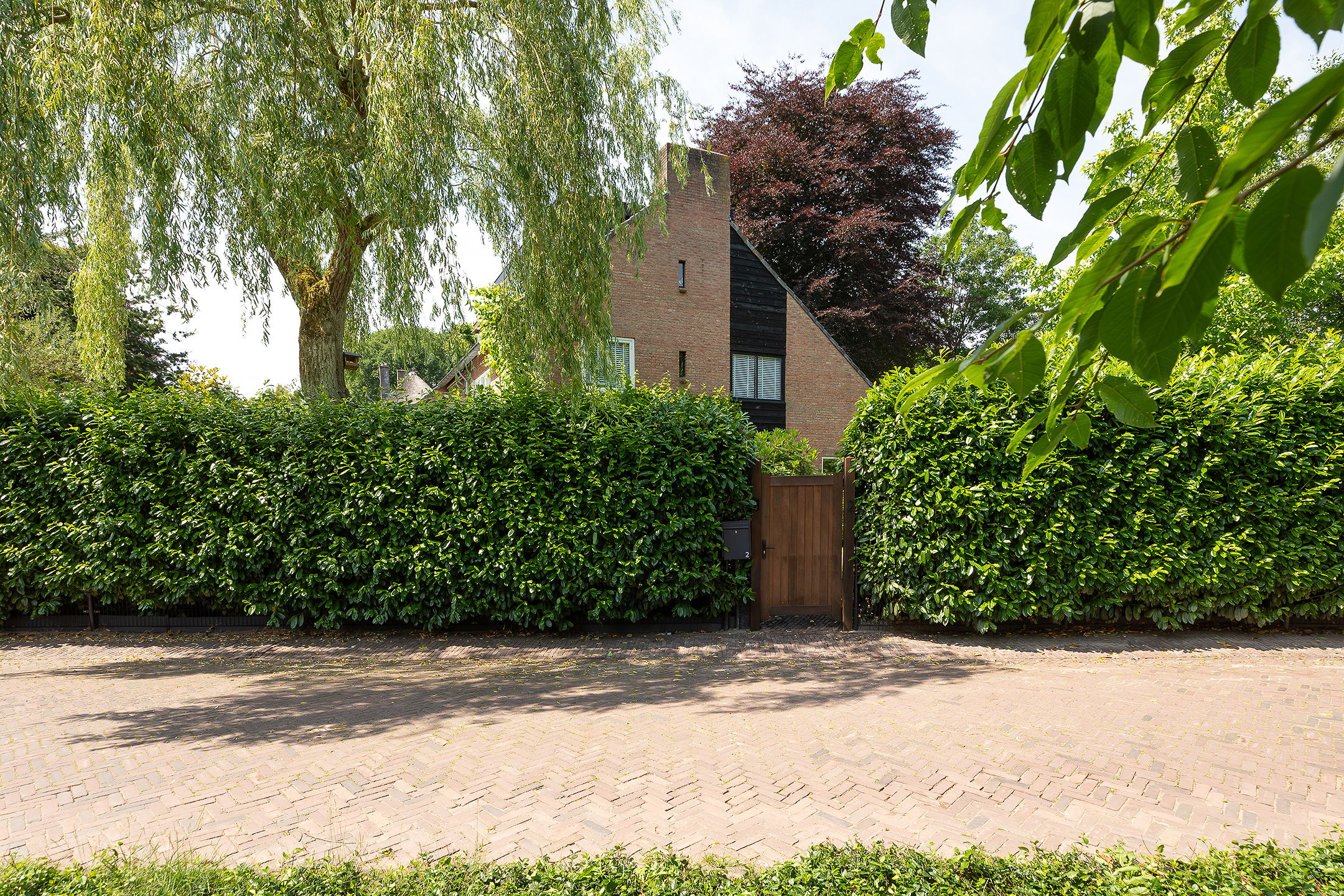 Semi-detached villa with sunny garden in the green heart of Laren — 35