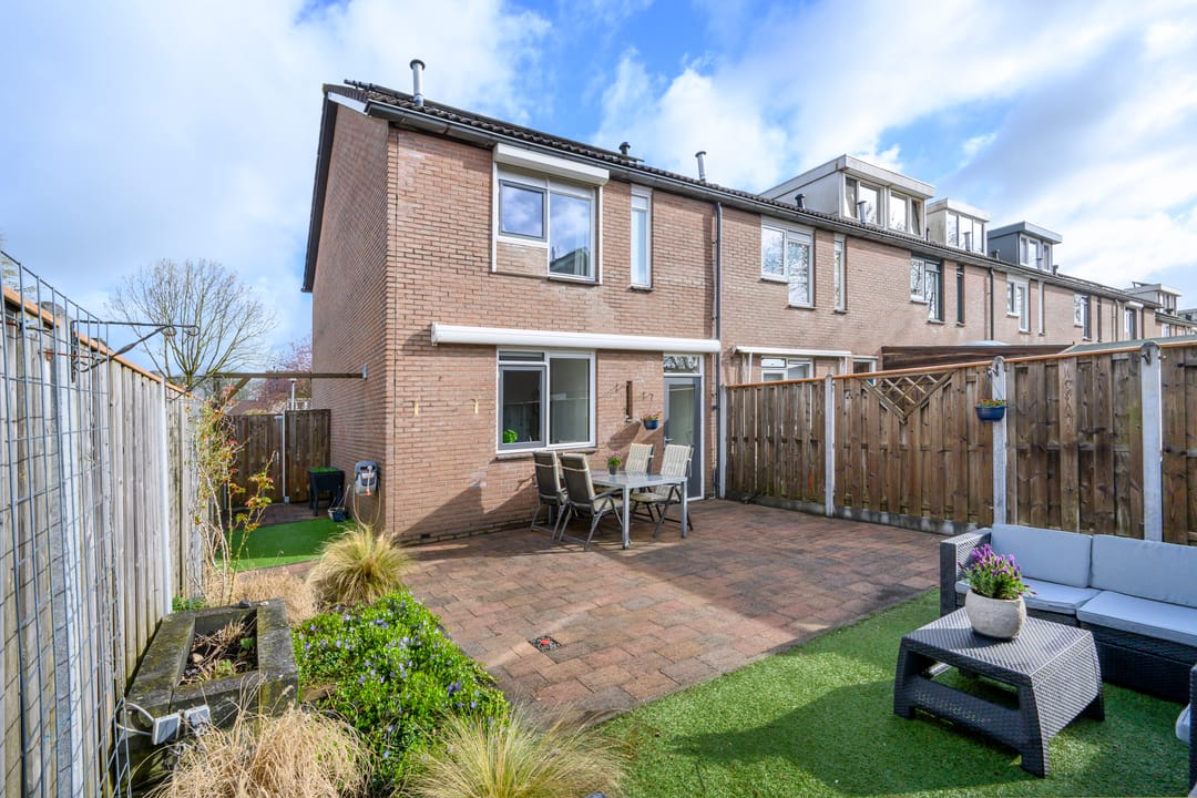 Foto 2 van Papiermakerserf 109