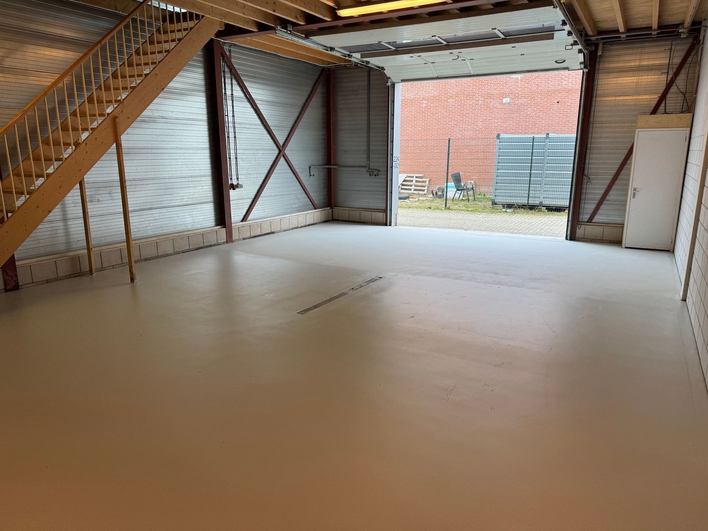 Bekijk foto 4 van De Trompet 22-k001