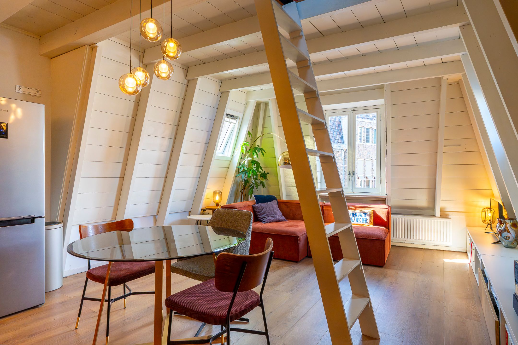 Foto 12 van Neude 30-F