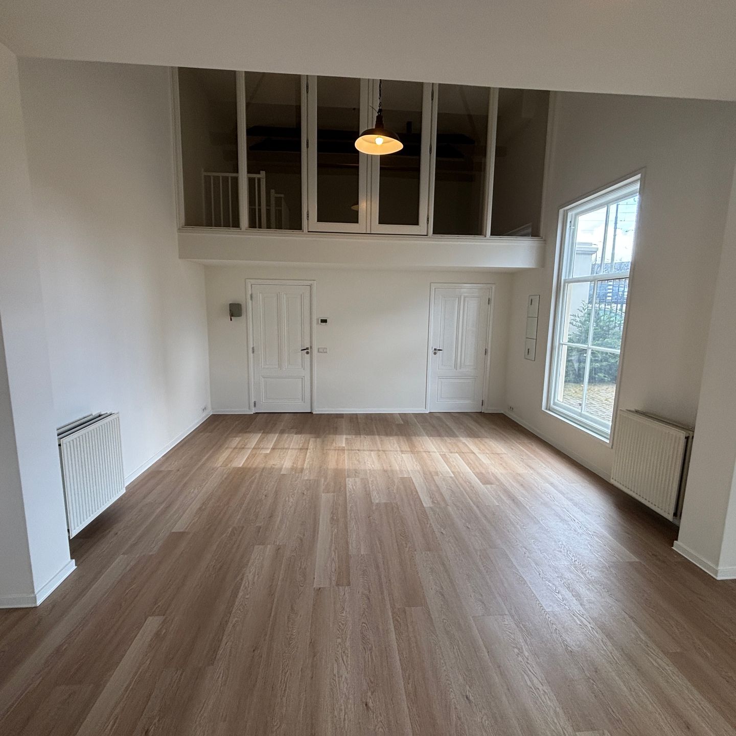 Bekijk foto 3 van Zieken 201