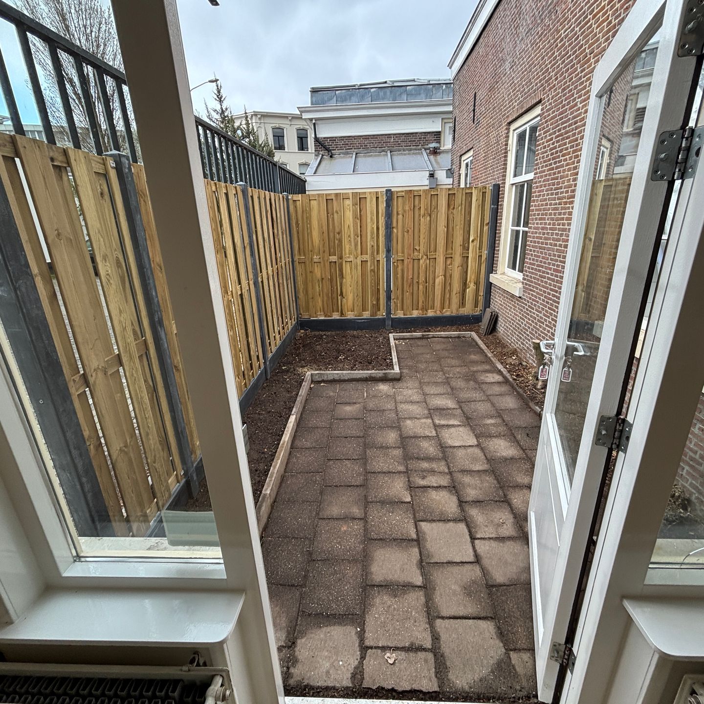 Bekijk foto 4 van Zieken 201