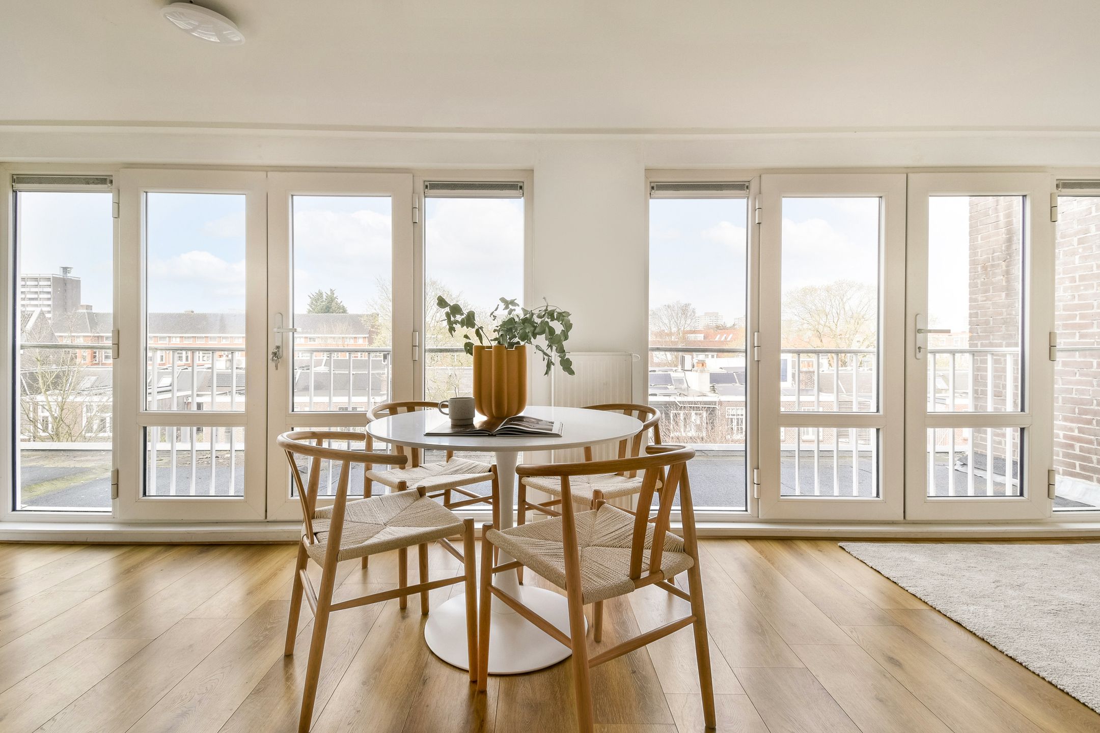 Foto 3 van Paramariboplein 53-4