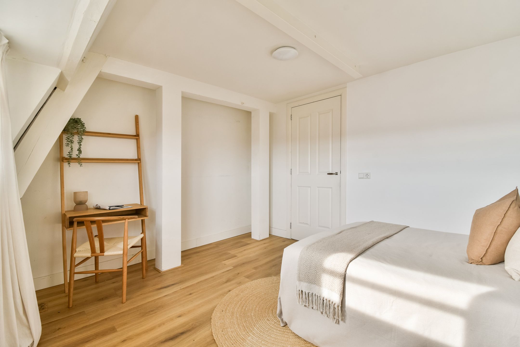 Foto 12 van Paramariboplein 53-4