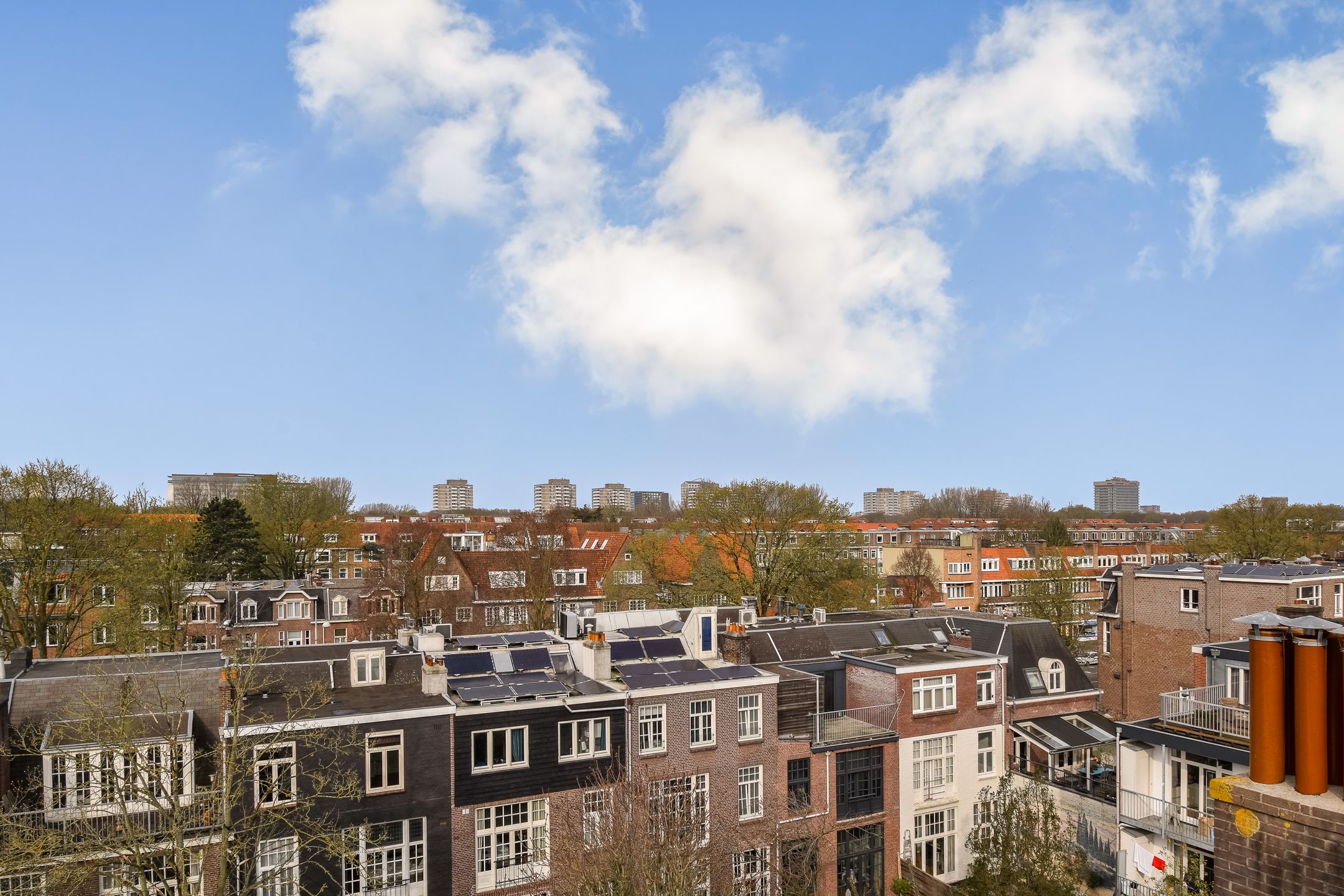 Foto 18 van Paramariboplein 53-4