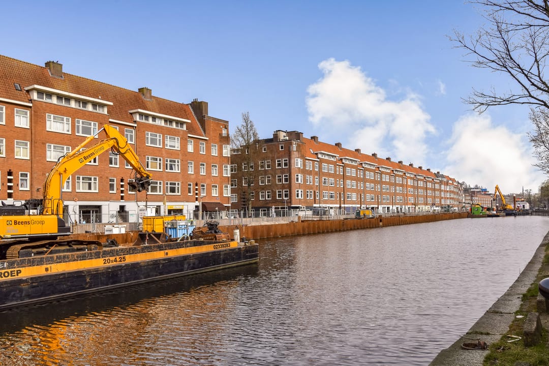 Foto 23 van Paramariboplein 53-4